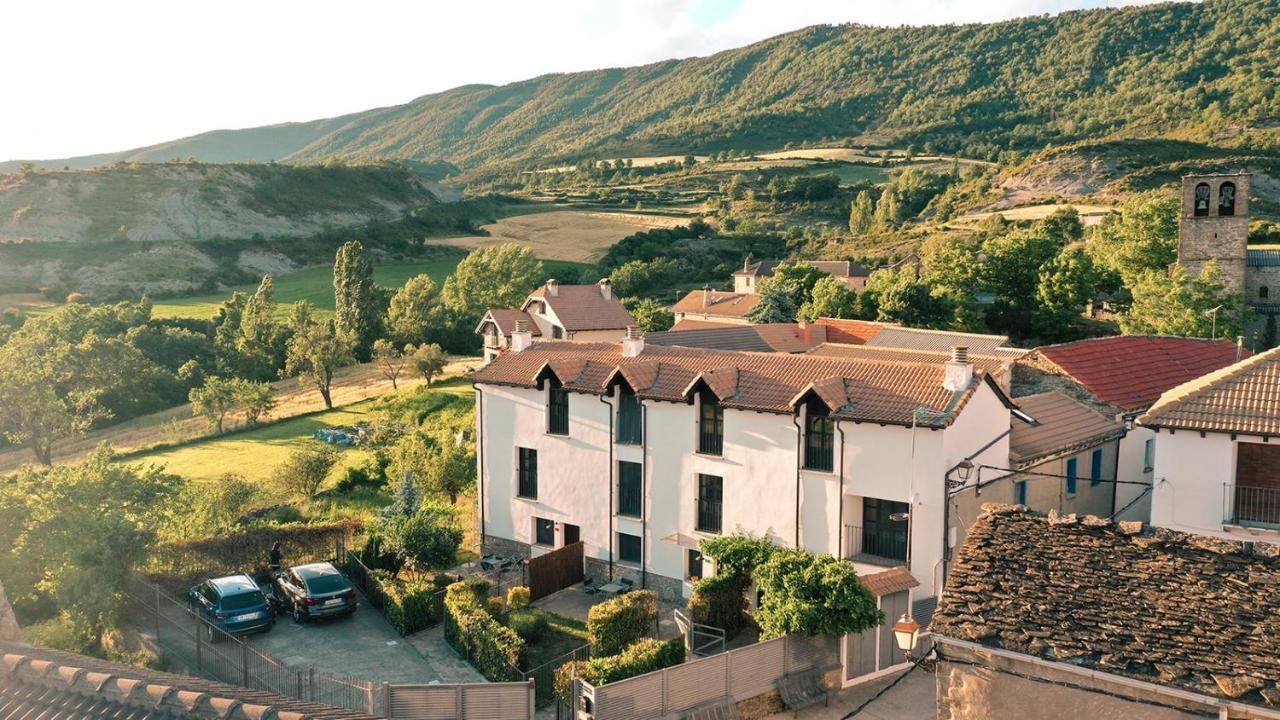 SabiñánigoCasas Pirineosアパートメント エクステリア 写真