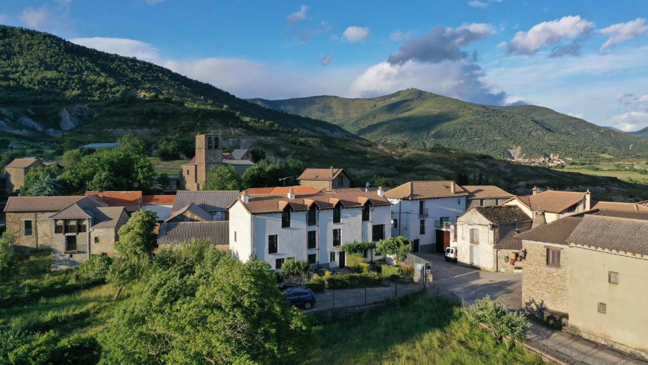 SabiñánigoCasas Pirineosアパートメント エクステリア 写真